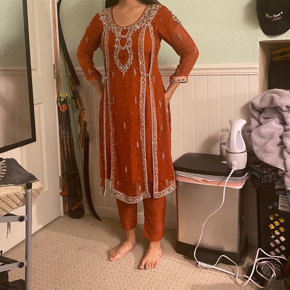 Pakistani clothes formal suit - Picture 4 of 4